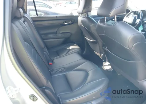 2020 Toyota Highlander Xle z USA, uszkodzony, nr VIN 5TDGZRBH1LS037636